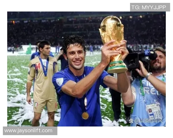 尤文图斯足球俱乐部历史辉煌与未来展望:从冠军征程到全球影响力的崛起 尤文图斯足球俱乐部历史辉煌与未来展望:从冠军征程到全球影响力的崛起