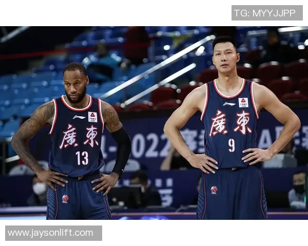 成都篮球队反击战术解析与未来发展展望 成都篮球队反击战术解析与未来发展展望