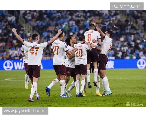 弗鲁米嫩塞与阿拉戈亚的激烈对决揭示巴西足球的魅力与竞争力