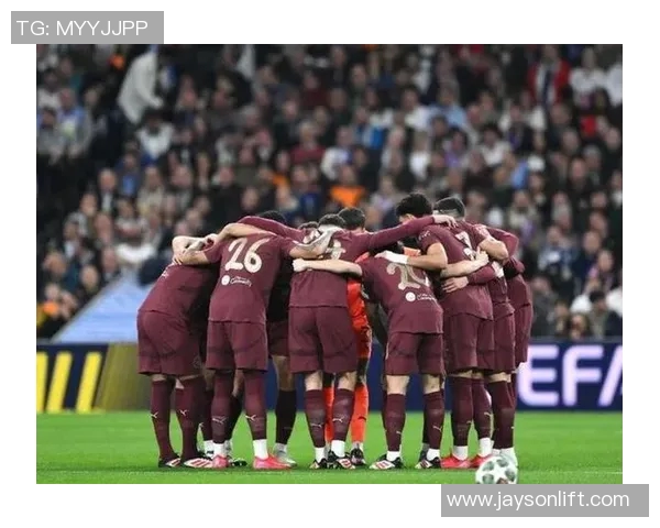 曼联与皇马经典欧冠对决回顾揭示足球历史上的辉煌瞬间